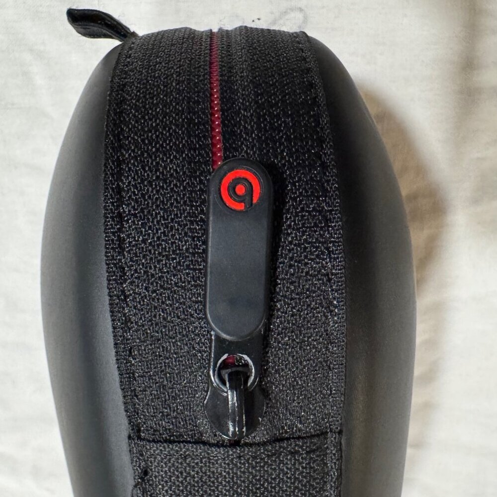 Hard Case / Carrying Bag Compatible to BEATS SOLO 3 Headphones. Case Only - Picture 3 of 5